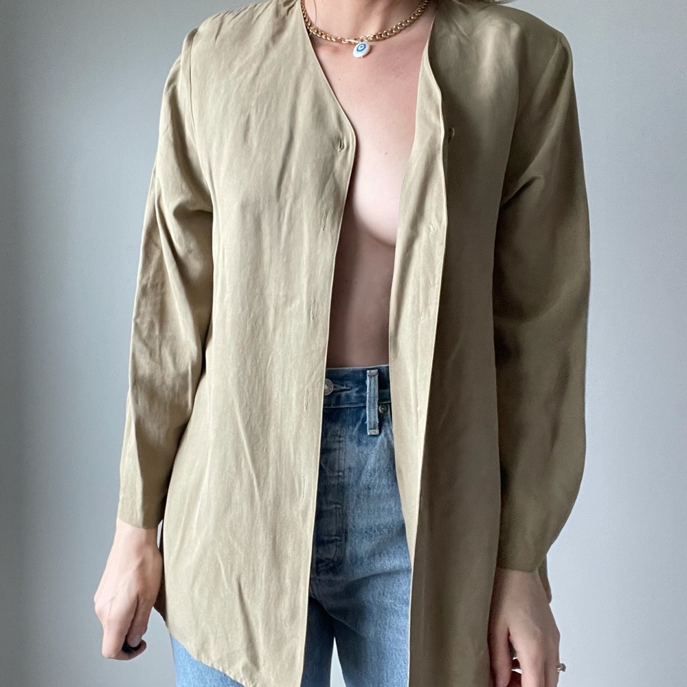 Vintage Taupe Silk Button Front Shirt Long-Line - Picture 5 of 6